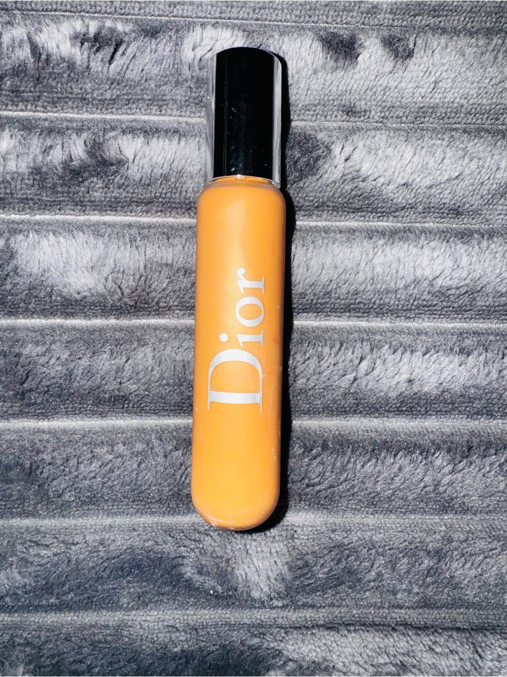 Dior backstage concealer in 5W- NEW - MSRP $33- no box